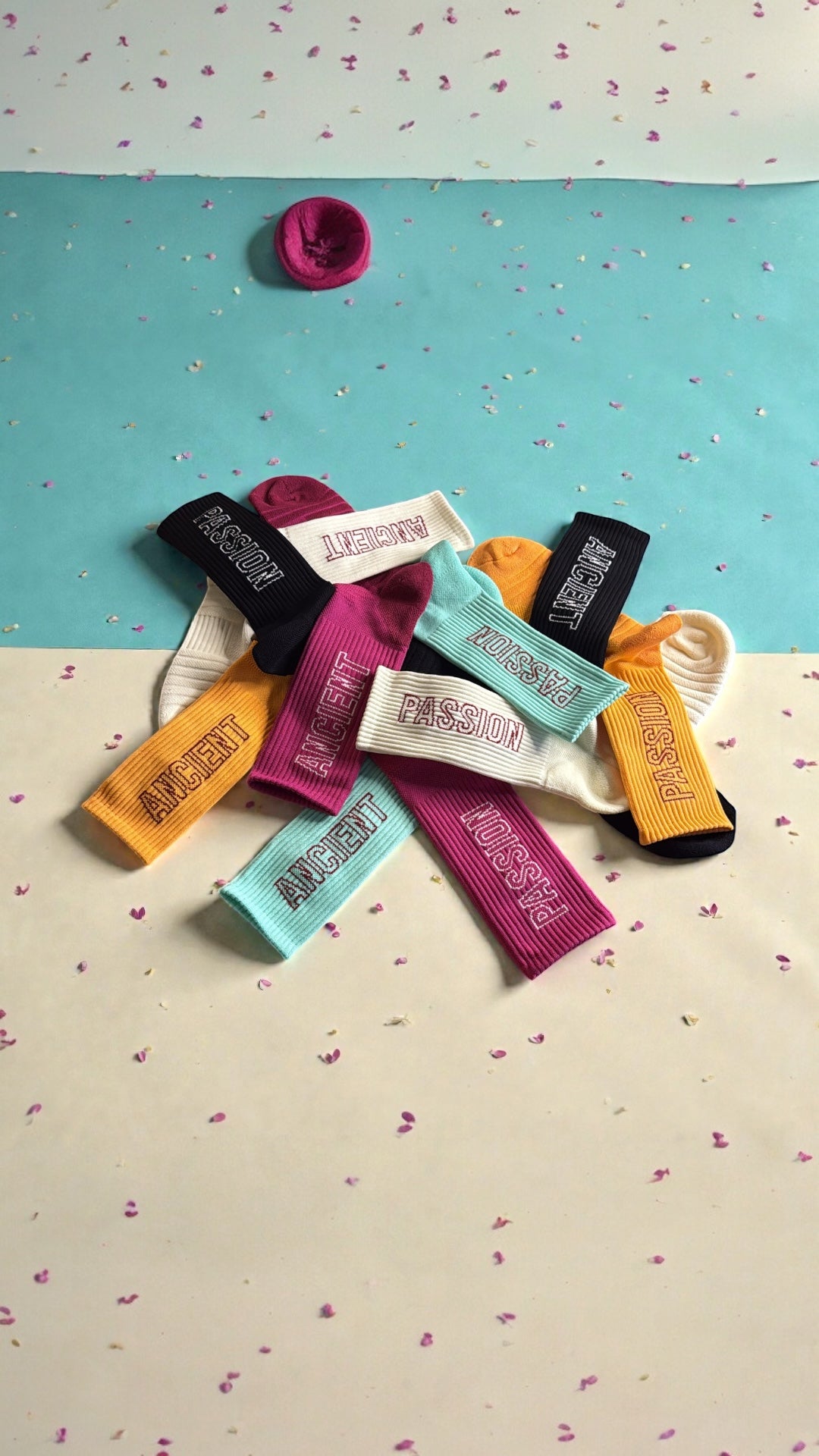 AP Goddess Crew Socks | Women